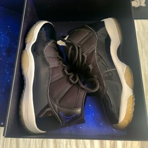 Air Jordan 11 retro space